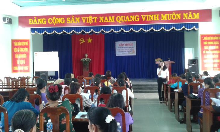 Hội LHPN huyện Hòa Thành mở lớp tập huấn kỹ năng truyền thông 4 phẩm chất 