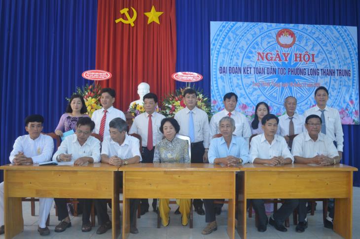 Hòa Thành: Tổ chức Ngày hội đại đoàn kết toàn dân tộc tại phường Long Thành Trung