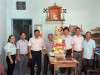Phó Chủ tịch HĐND tỉnh Nguyễn Hồng Sơn thăm, tặng quà gia đình chính sách trên địa bàn thị xã Hoà Thành