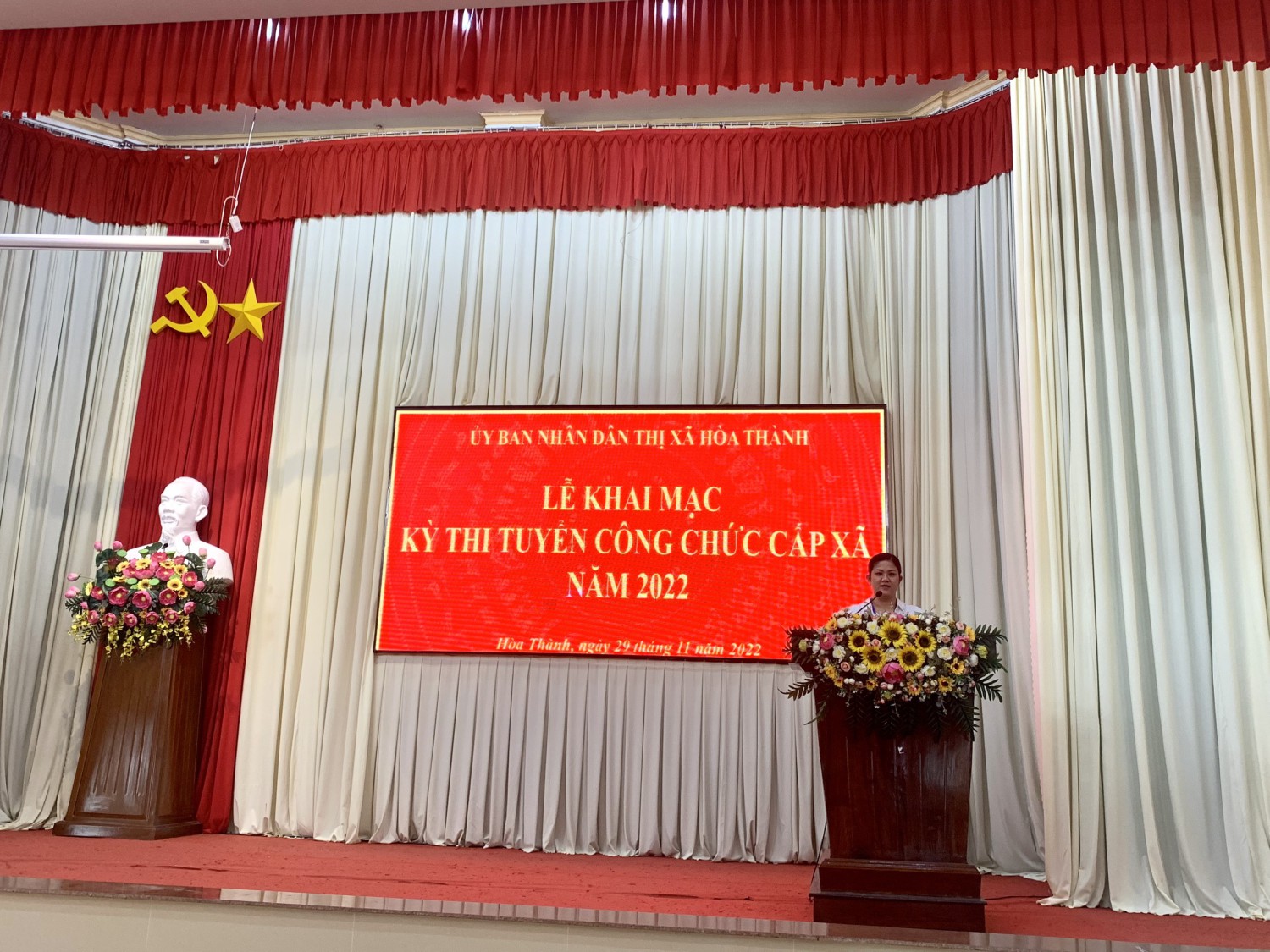 Ủy ban nhân dân thị xã Hòa Thành tổ chức lễ khai mạc kỳ thi tuyển công chức cấp xã năm 2022