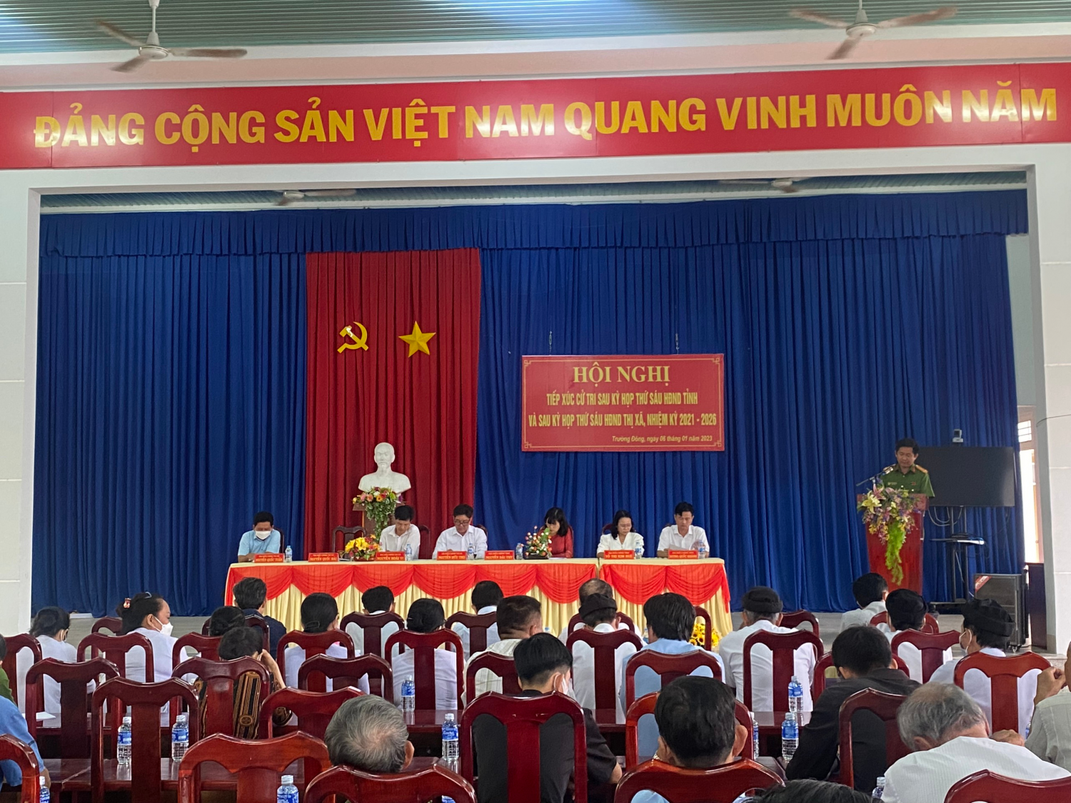 HĐND tỉnh Tây Ninh, HĐND thị xã Hòa Thành tiếp xúc cử tri xã Trường Đông sau kỳ họp thứ sáu