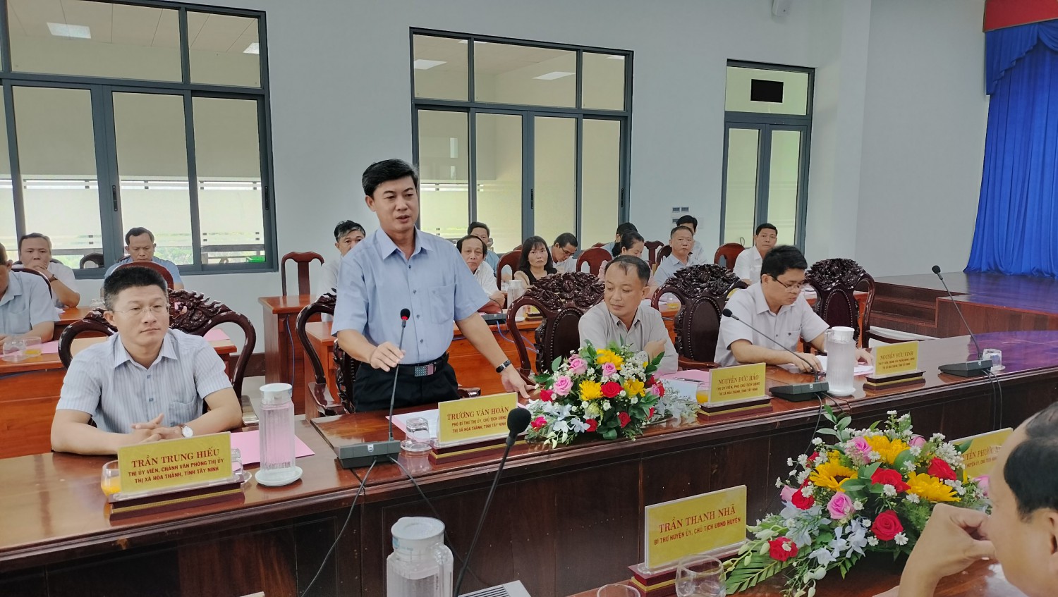 Thị xã Hoà Thành và huyện Châu Phú chia sẻ kinh nghiệm chuyển đổi số