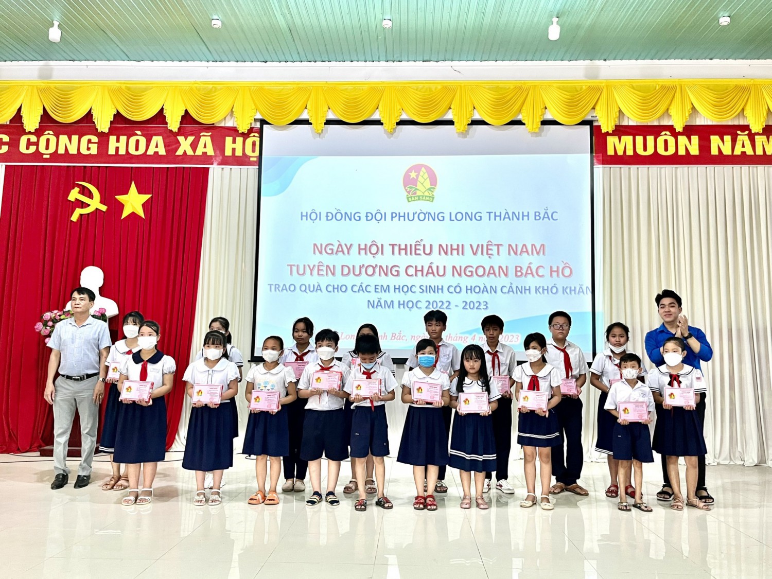 Hội đồng đội phường Long Thành Bắc tổ chức “Ngày hội Thiếu nhi Việt Nam” tuyên dương cháu ngoan Bác Hồ.