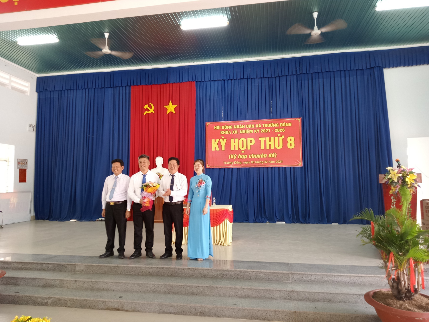 HĐND xã Trường Đông tổ chức kỳ họp thứ 8 (Kỳ họp chuyên đề) bầu chức danh PCT.UBND xã